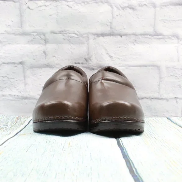 LL Bean Leather Clogs Brown Comfort Professional Nurse Shoes Size 8.5 M - Picture 4 of 9